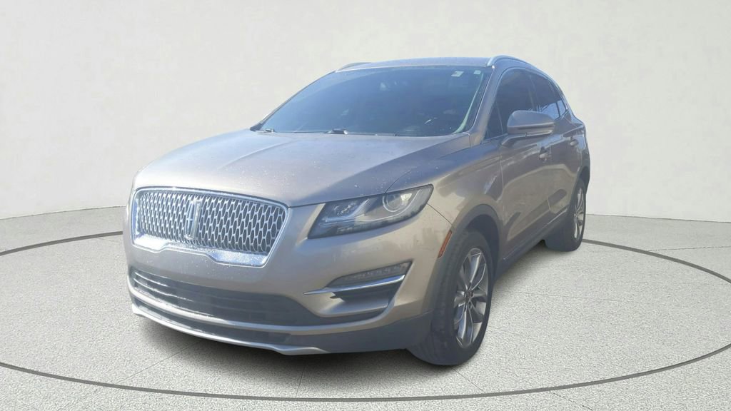 Used 2019 Lincoln MKC Select w/ Select Plus Package FWD image 3