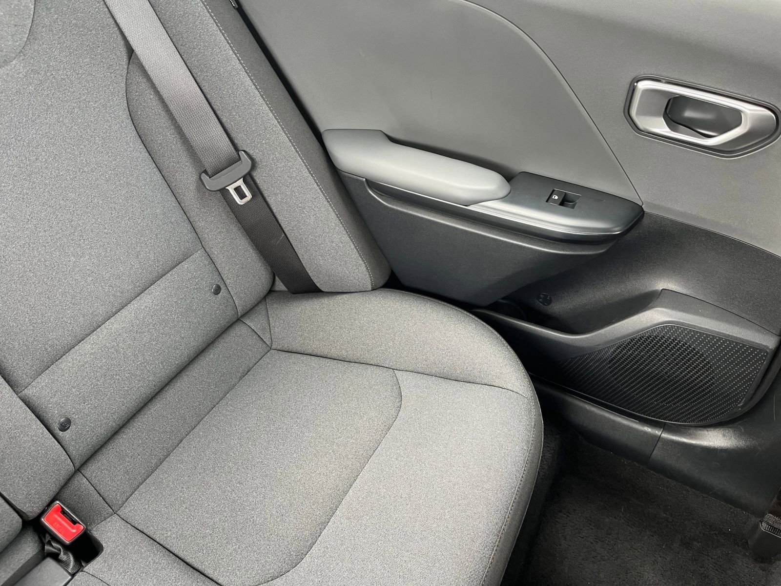 Used 2025 Kia K4 LXS image 36
