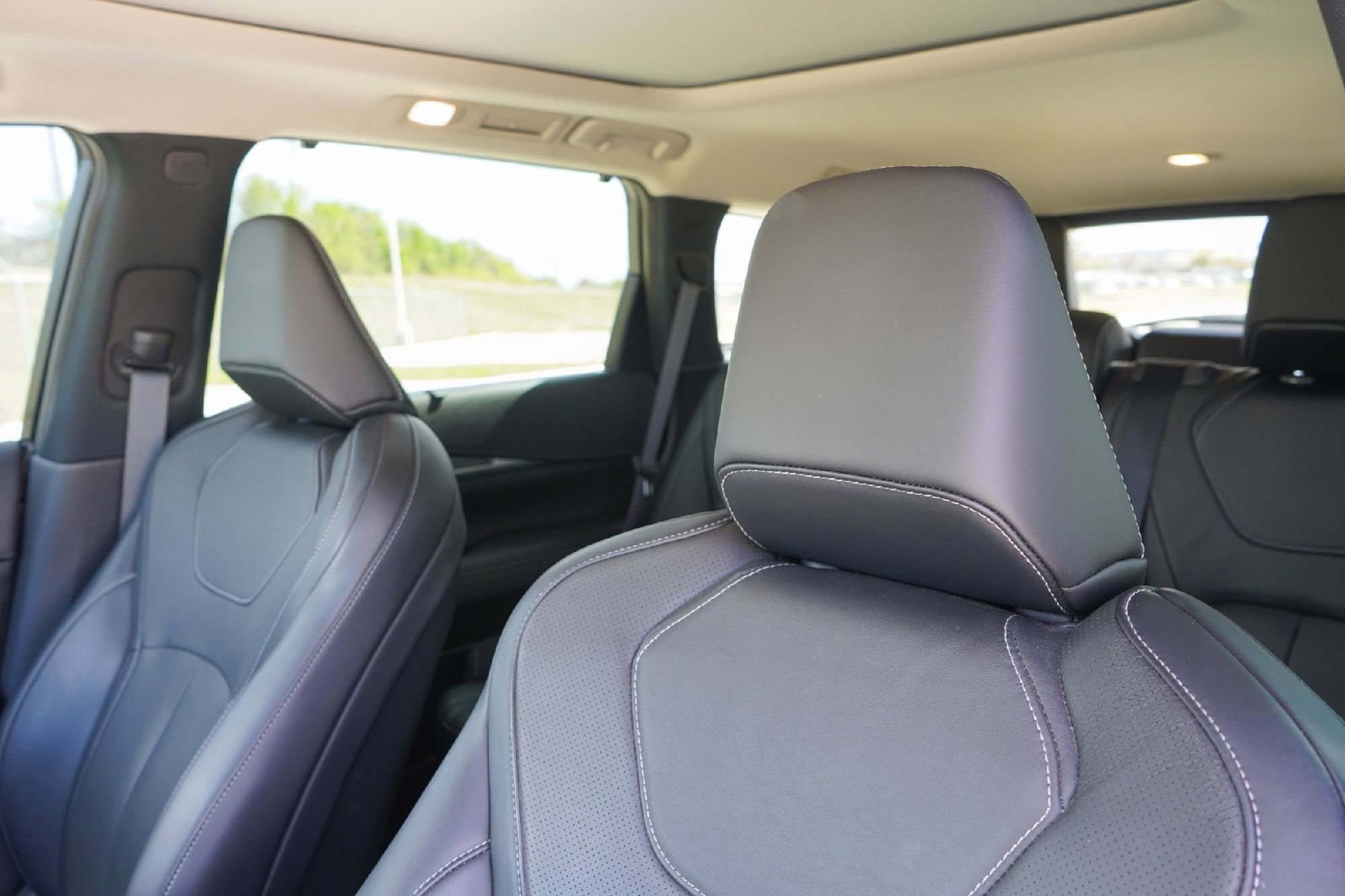 Certified 2023 INFINITI QX60 Luxe w/ Cargo Package image 9