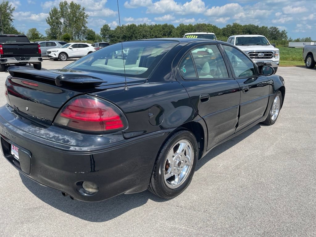 Used 2004 Pontiac Grand Am GT FWD image 7