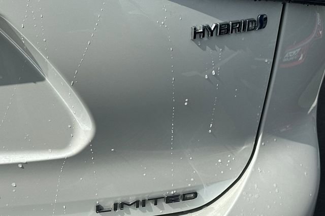 Used 2021 Toyota Highlander Limited image 33