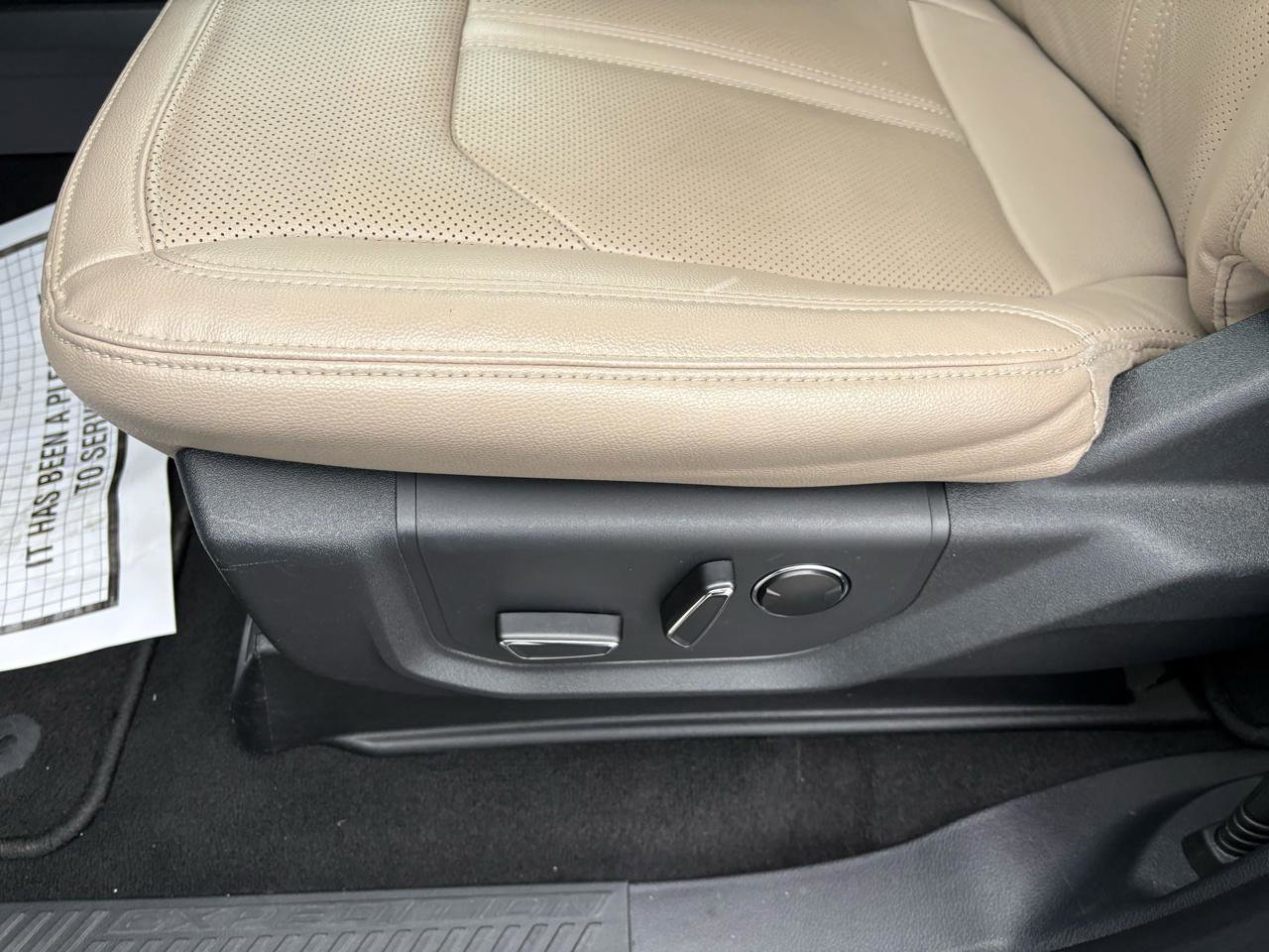 Certified 2024 Ford Expedition Limited image 23