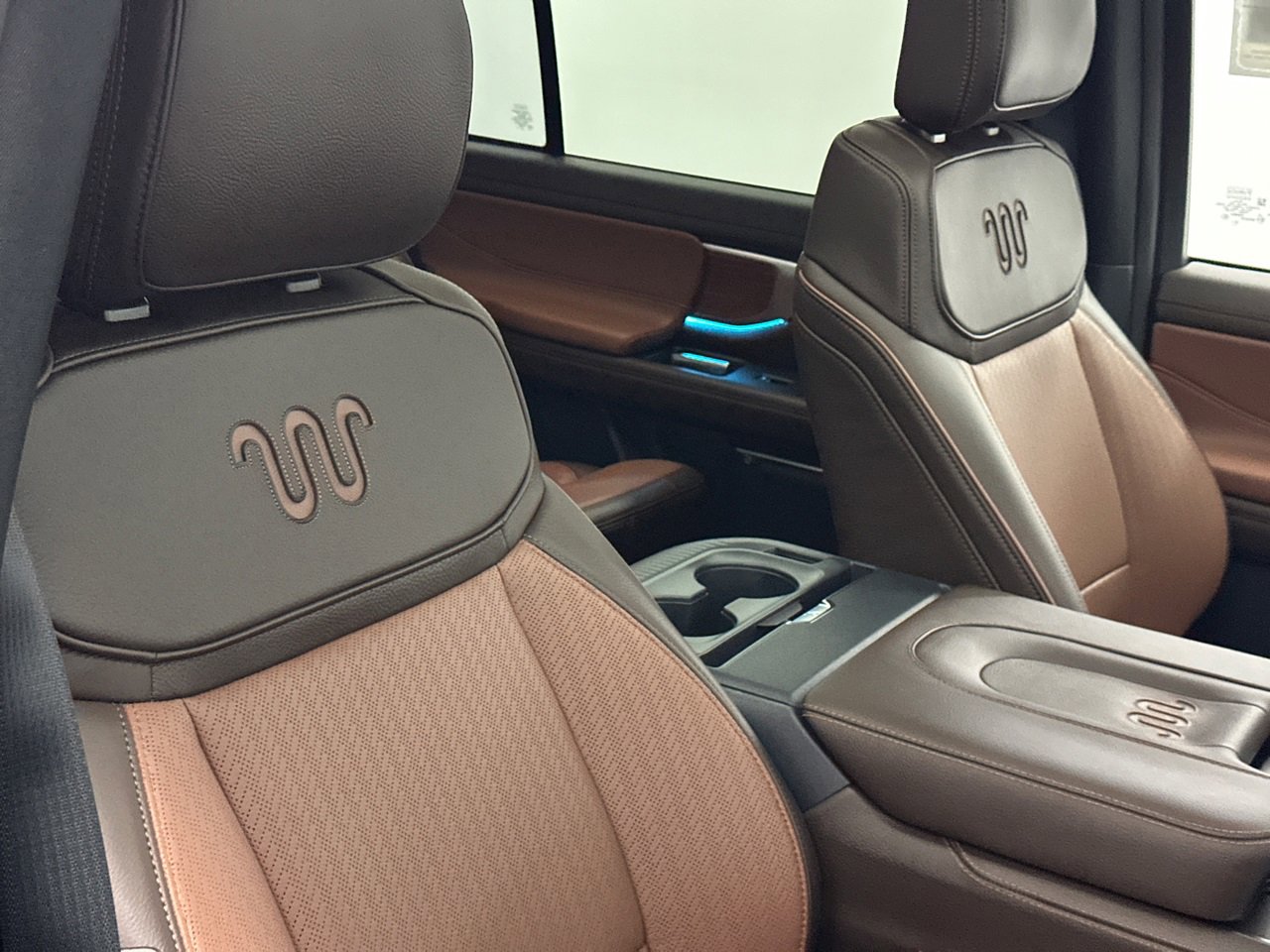 New 2025 Ford Expedition King Ranch image 14