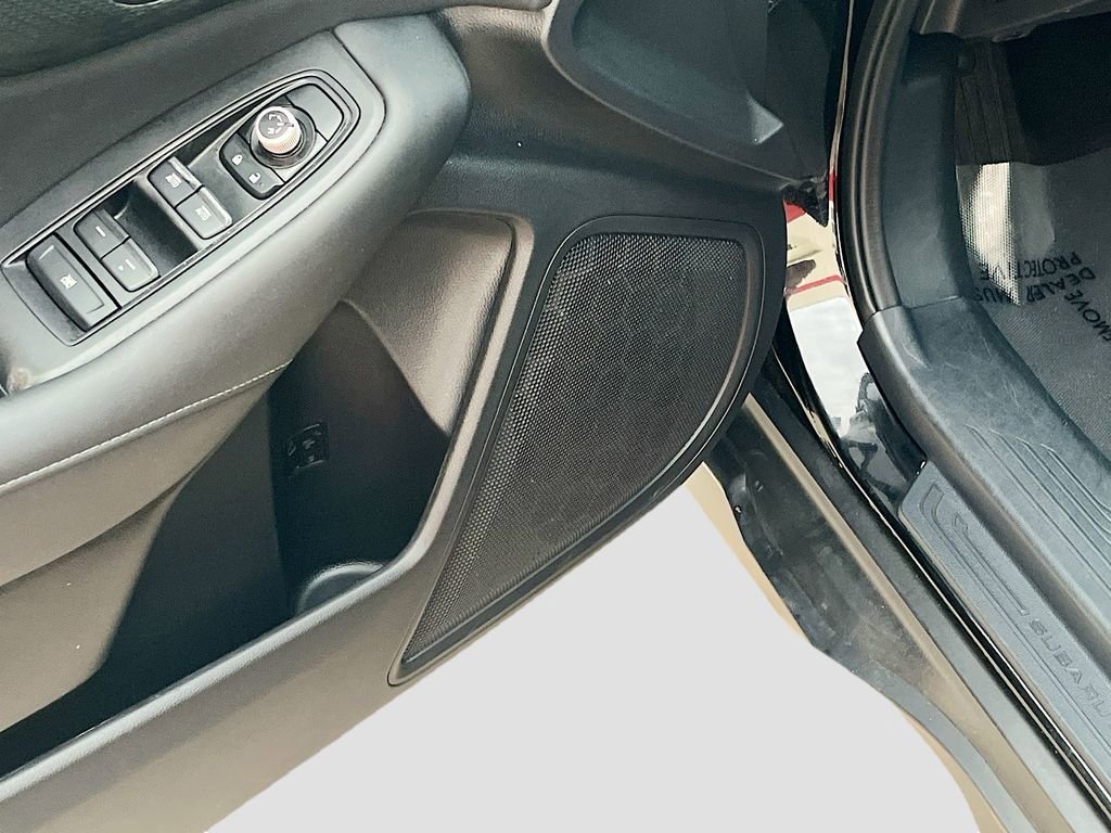 Used 2022 Subaru Outback Premium image 19