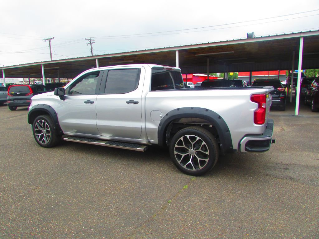Used 2020 Chevrolet Silverado 1500 Custom w/ Custom Value Package image 10