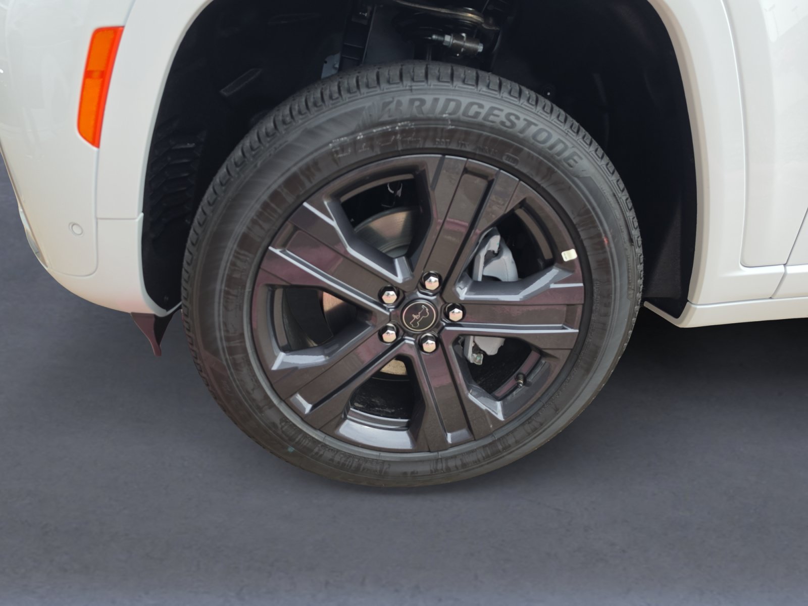 New 2027 Jeep Grand Cherokee Limited AWD/4WD image 14