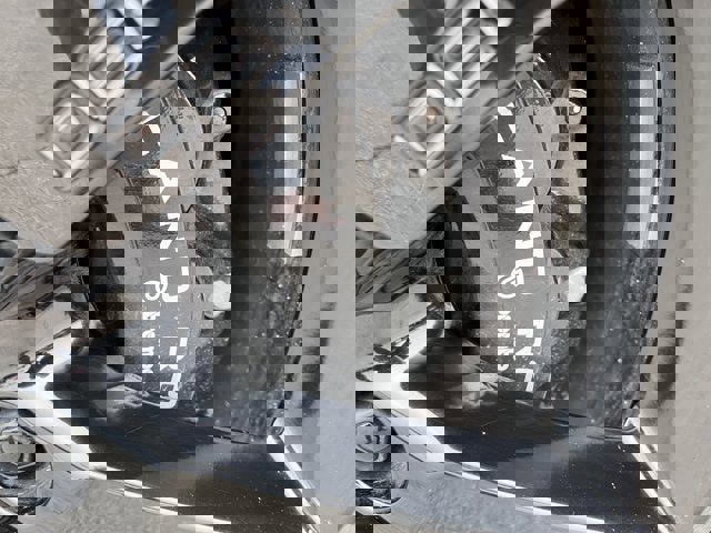 Used 2023 Land Rover Defender 110 V8 image 14