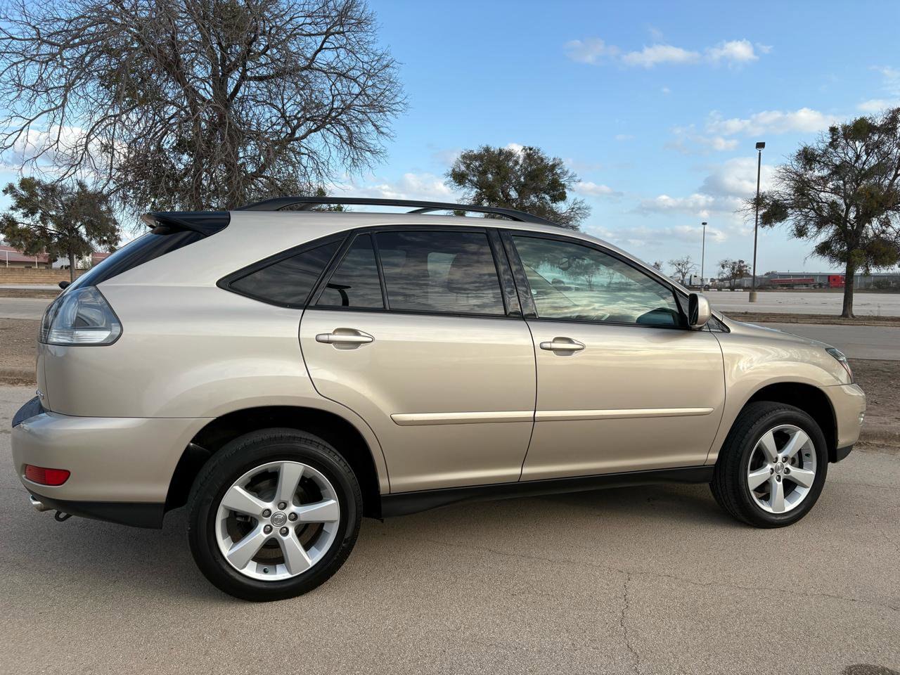 Used 2004 Lexus RX 330 AWD image 17