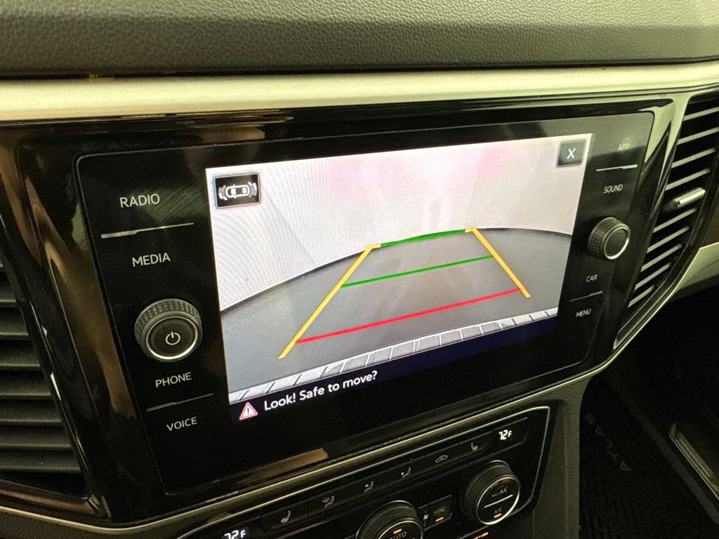 Used 2023 Volkswagen Atlas SE w/ Panoramic Sunroof Package FWD image 38