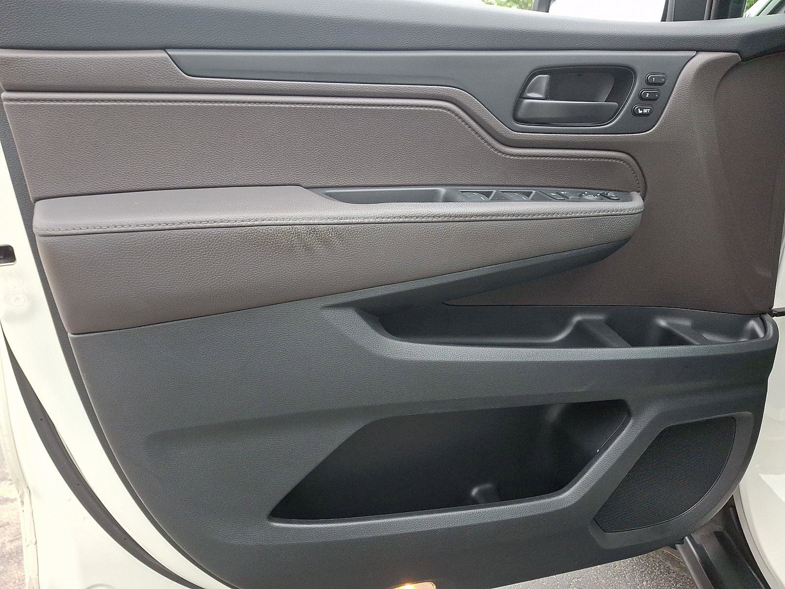 Used 2018 Honda Odyssey EX-L image 12