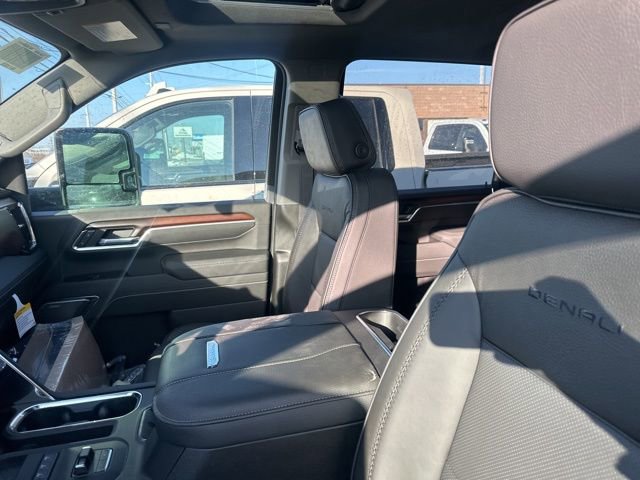 New 2026 GMC Sierra 3500 Denali w/ Denali Reserve Package image 12