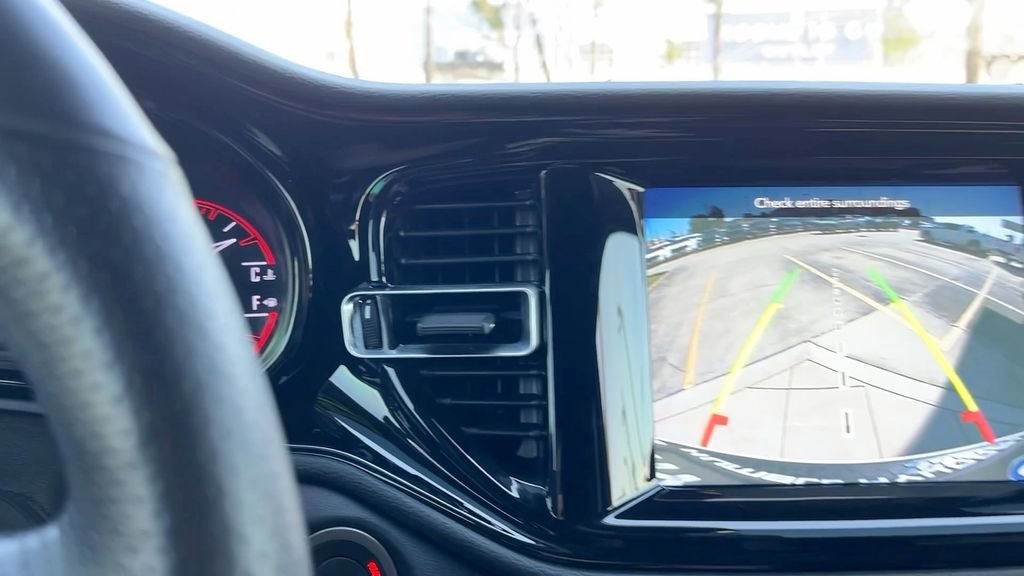 Used 2023 Dodge Durango SXT image 21