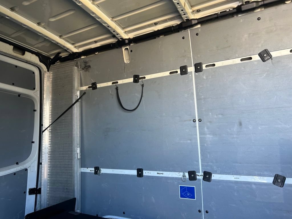Used 2017 Mercedes-Benz Sprinter 2500 image 15