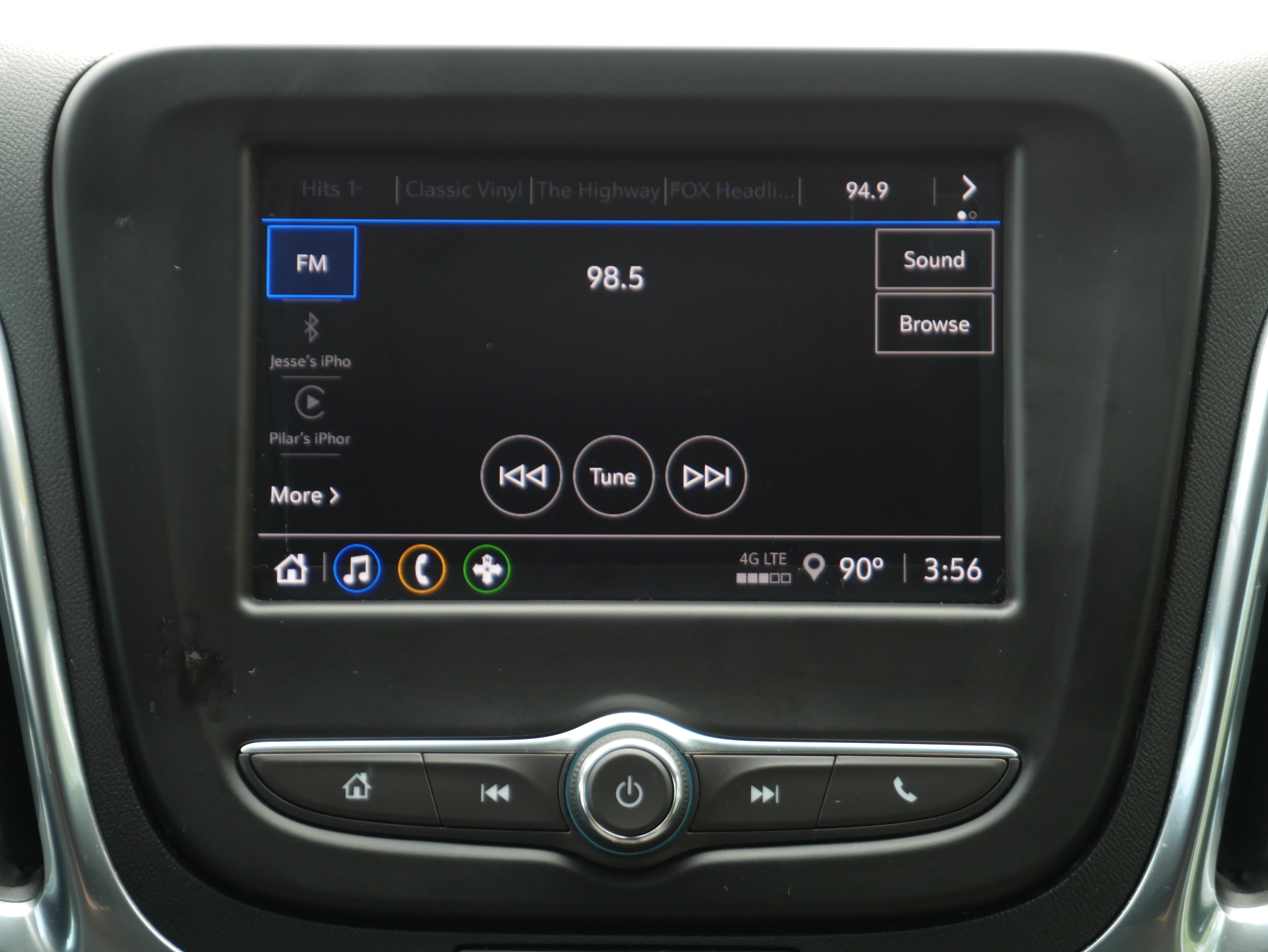 Certified 2023 Chevrolet Equinox LT AWD/4WD image 17