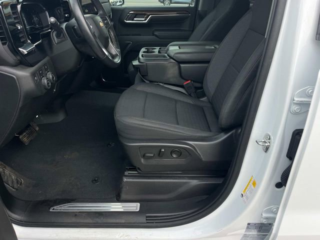 Used 2024 Chevrolet Silverado 1500 LT image 27
