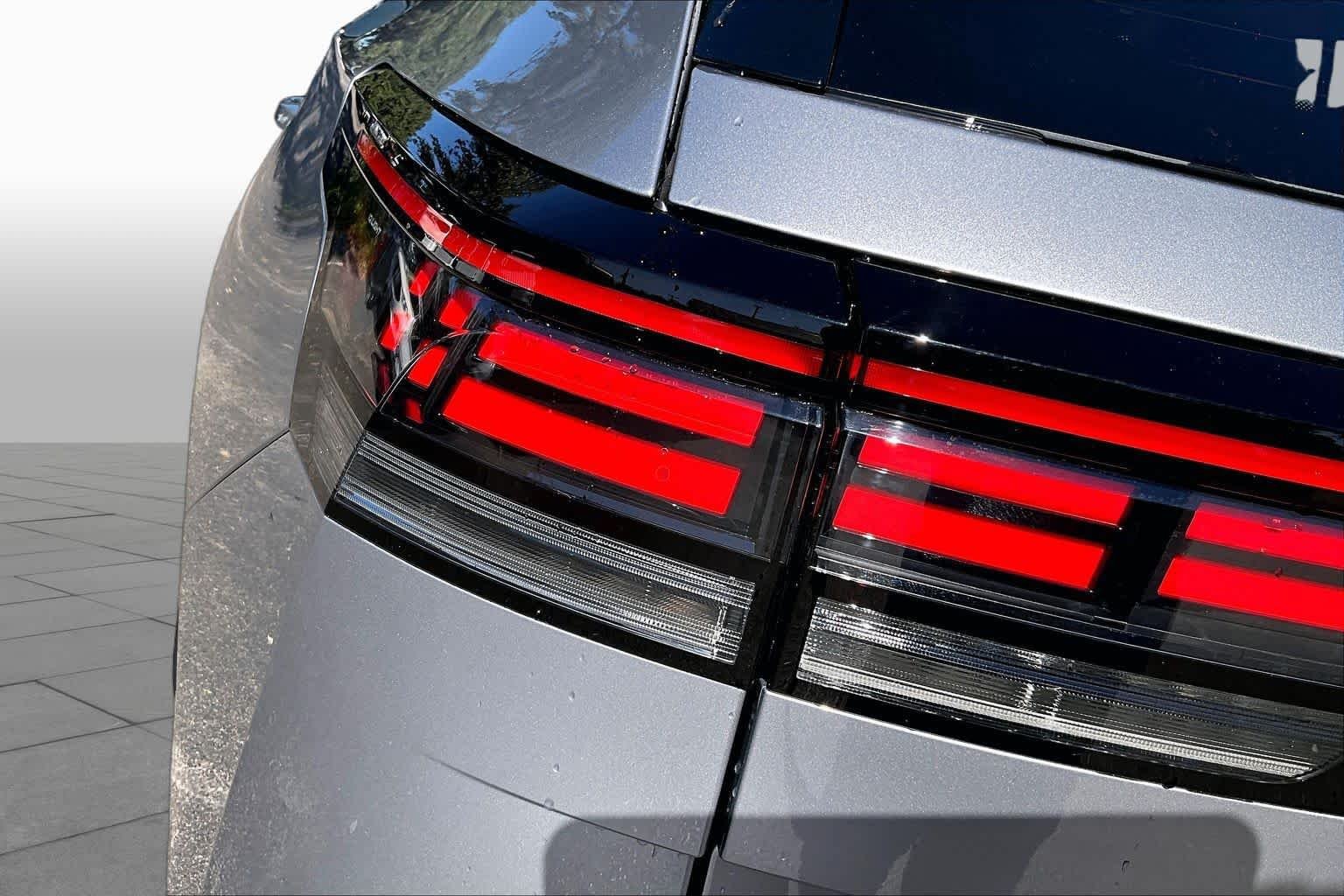 New 2027 Volkswagen Atlas SEL Premium R-Line AWD/4WD image 14