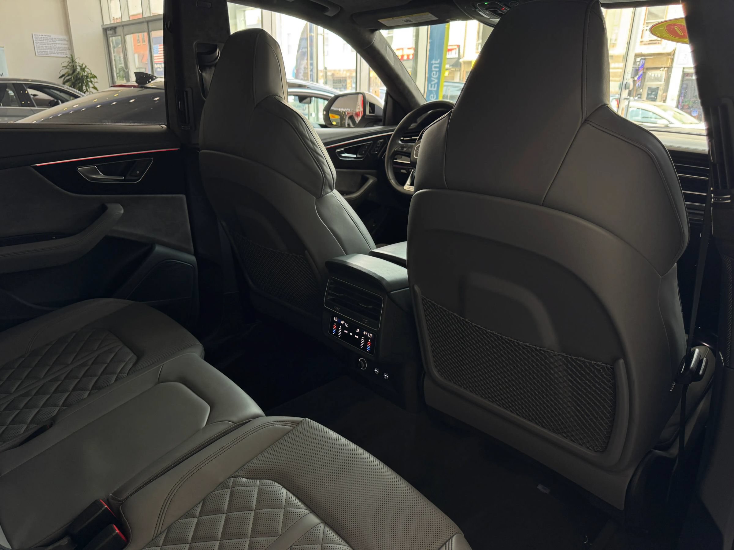 Used 2020 Audi SQ8 Premium Plus AWD/4WD image 28