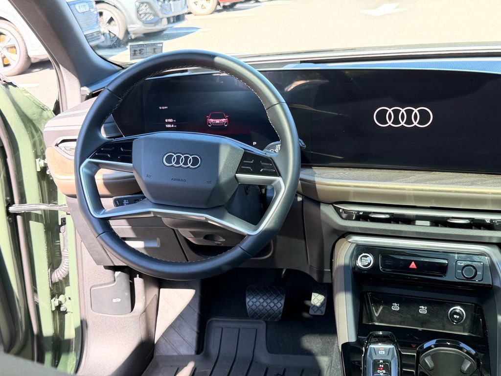 Used 2025 Audi Q5 Premium Plus w/ Premium Plus AWD/4WD image 22