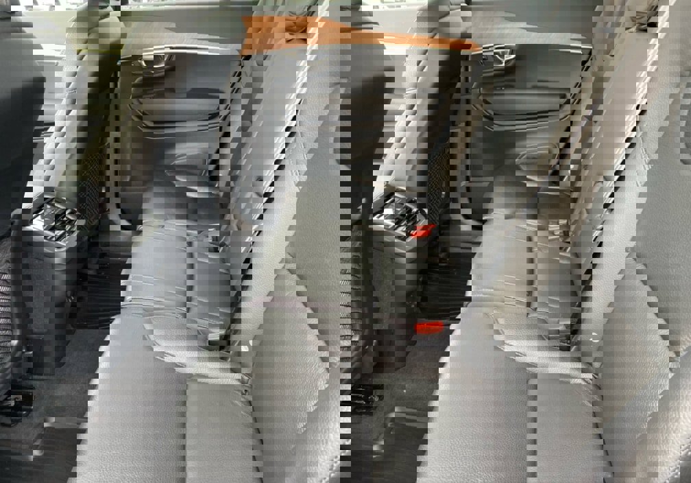 Used 2022 Volvo XC90 T6 Momentum image 21