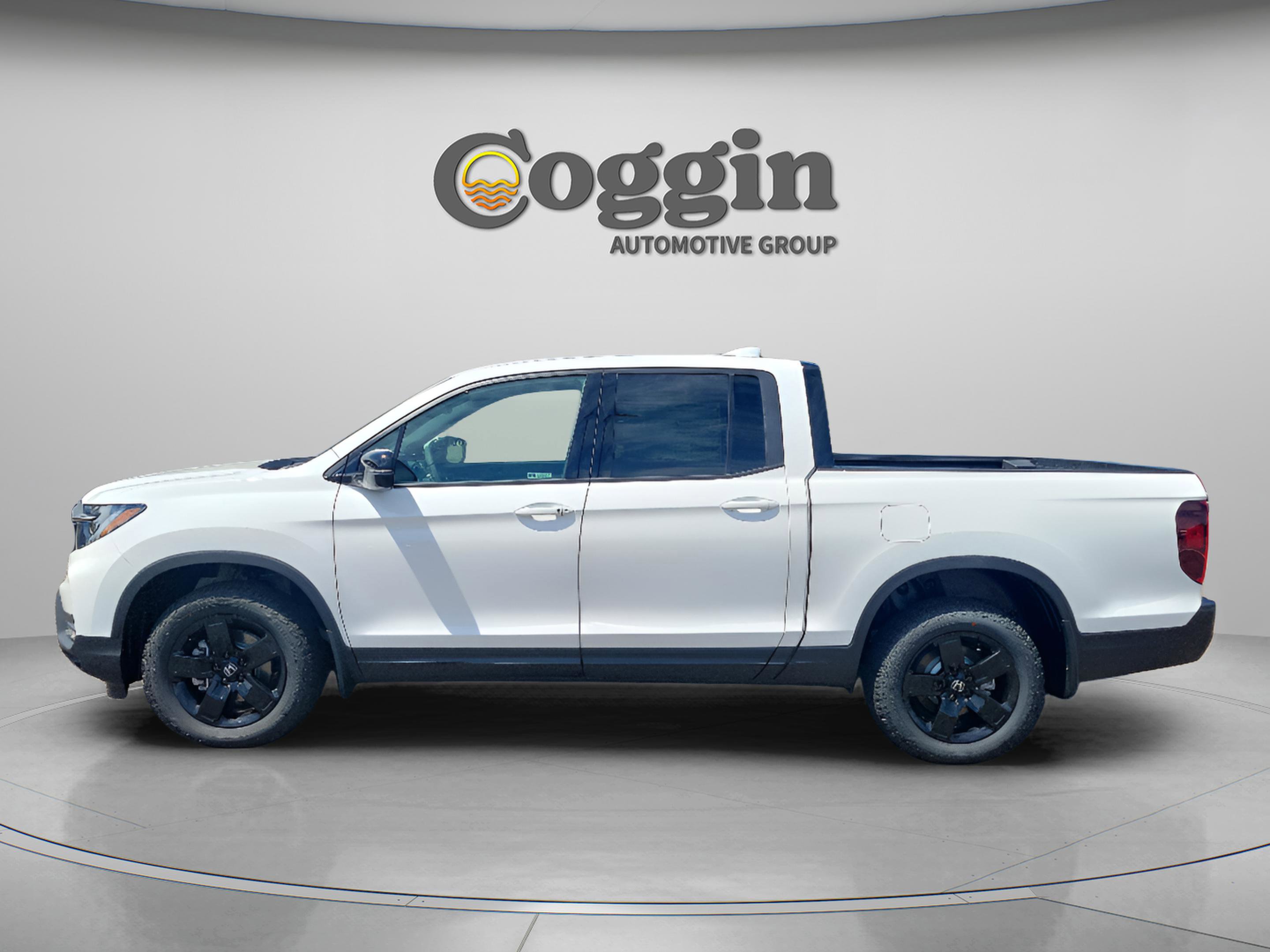 New 2026 Honda Ridgeline Black Edition image 2