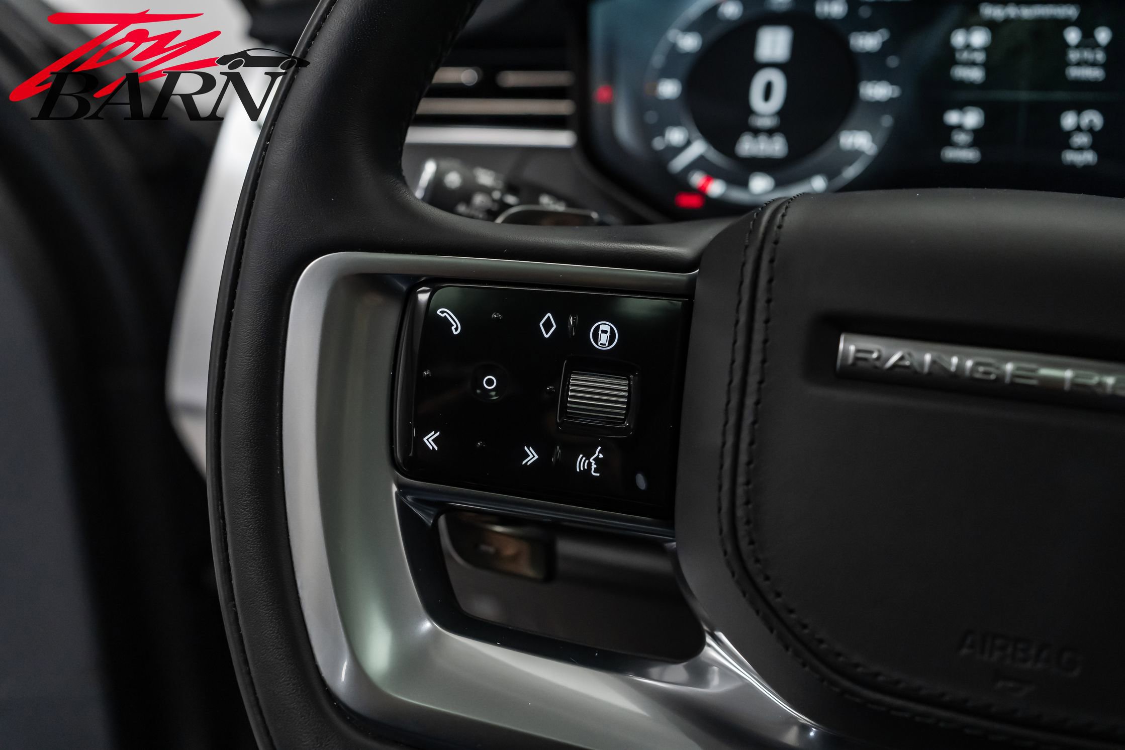 Used 2024 Land Rover Range Rover SE image 29