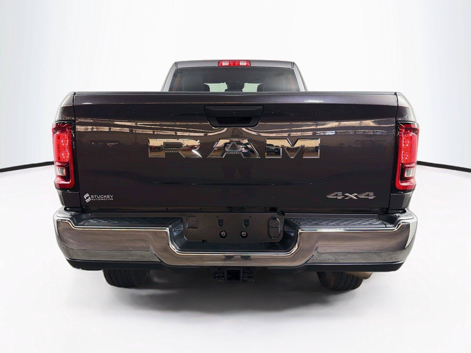 Used 2025 RAM 2500 Tradesman w/ Chrome Appearance Group AWD/4WD image 10