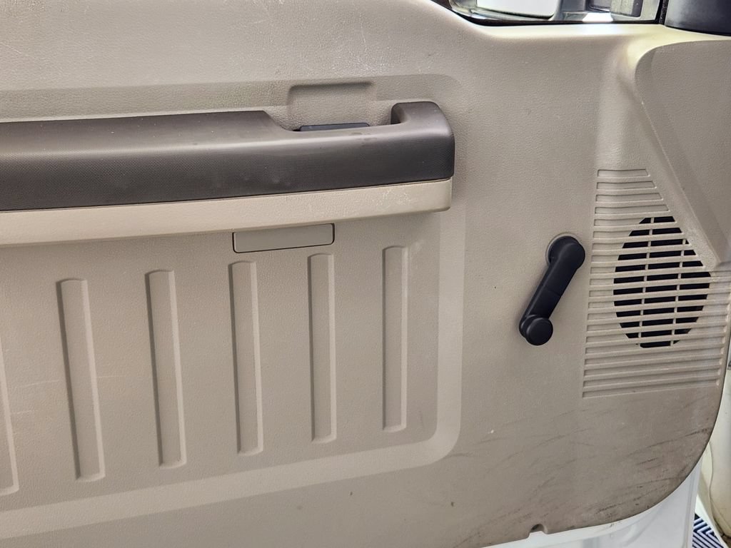 Used 2008 Ford F250 XL RWD image 17