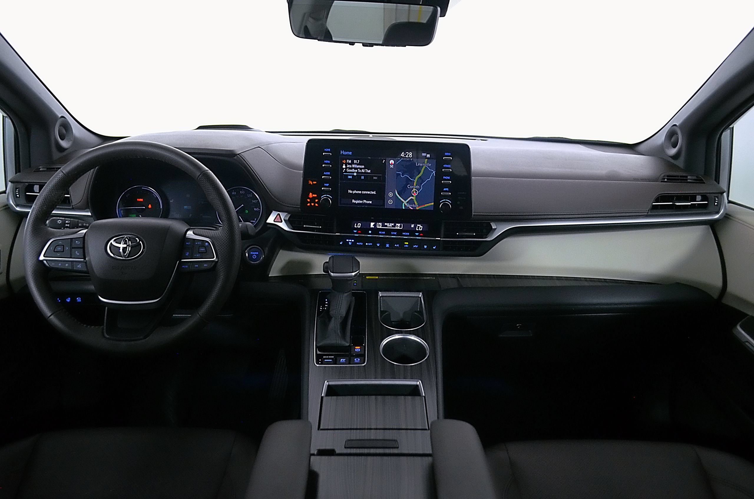 Used 2024 Toyota Sienna Platinum FWD image 15