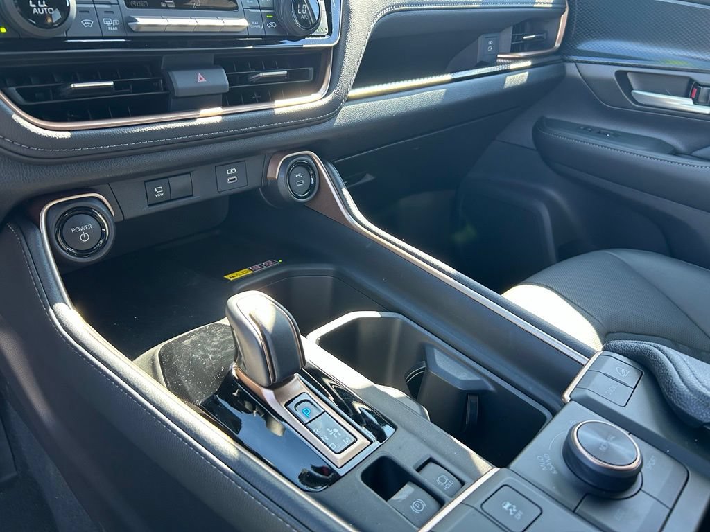 Used 2026 Toyota Grand Highlander AWD Hybrid image 33