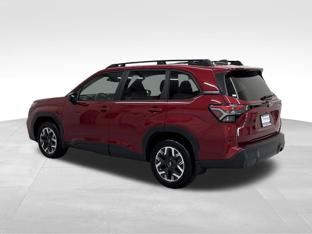 Used 2026 Subaru Forester Premium AWD/4WD image 5