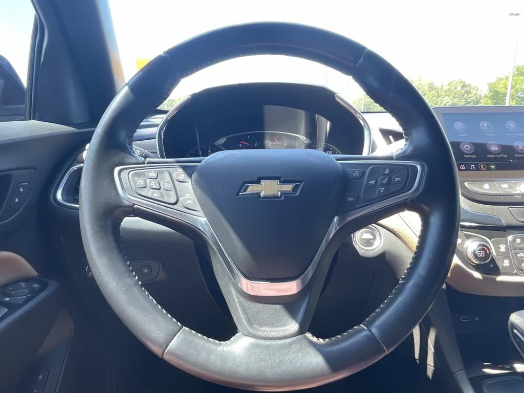 Used 2022 Chevrolet Equinox Premier FWD image 26