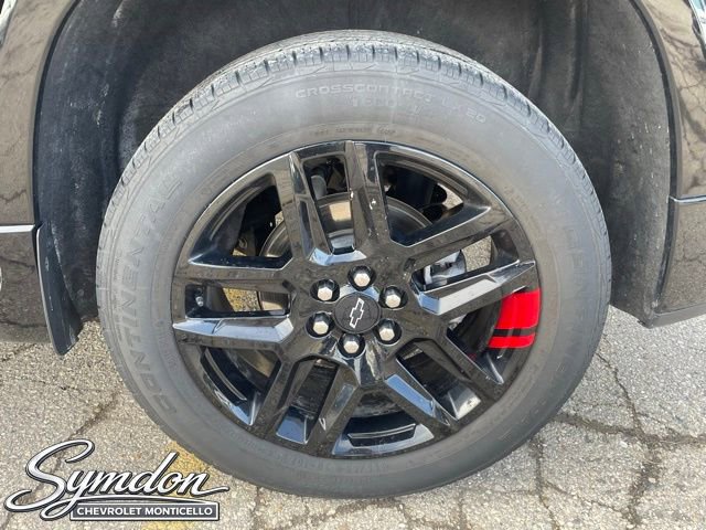 Used 2023 Chevrolet Traverse Premier w/ Redline Edition AWD/4WD image 11