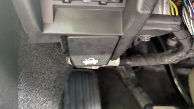 Used 2019 Chevrolet Camaro SS RWD image 32