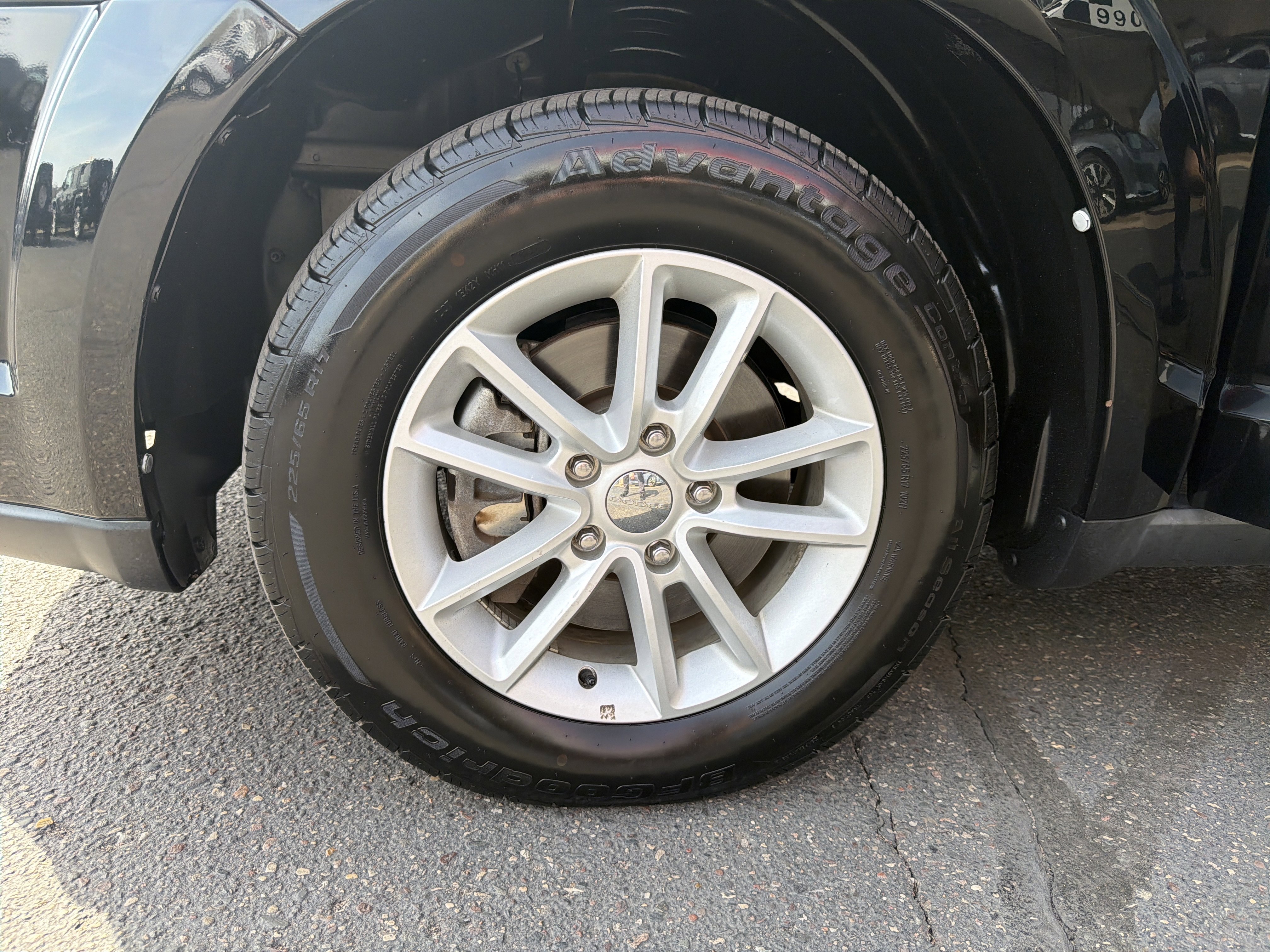 Used 2015 Dodge Journey SXT w/ Flexible Seating Group image 31