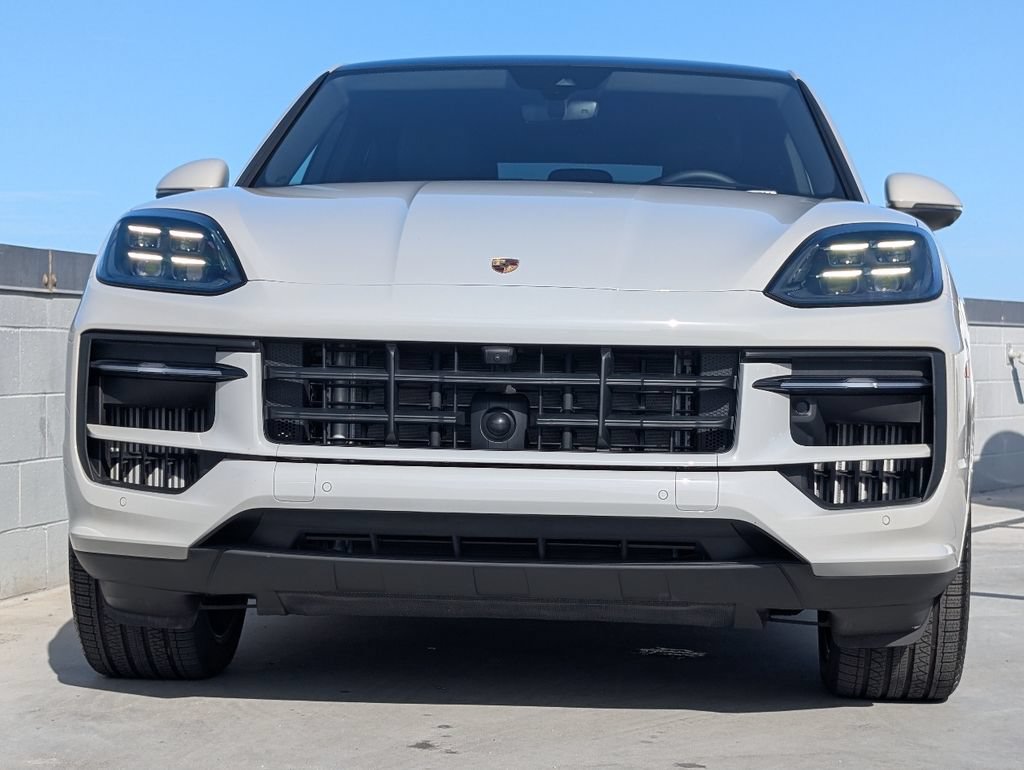 Certified 2026 Porsche Cayenne S AWD/4WD image 8