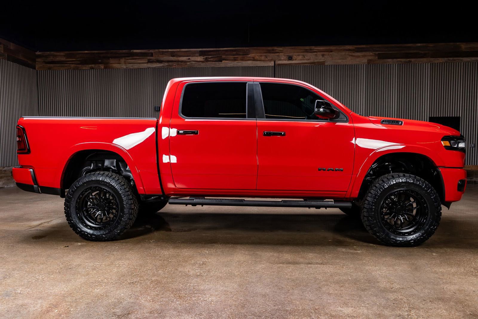 Used 2025 RAM 1500 Lone Star image 11