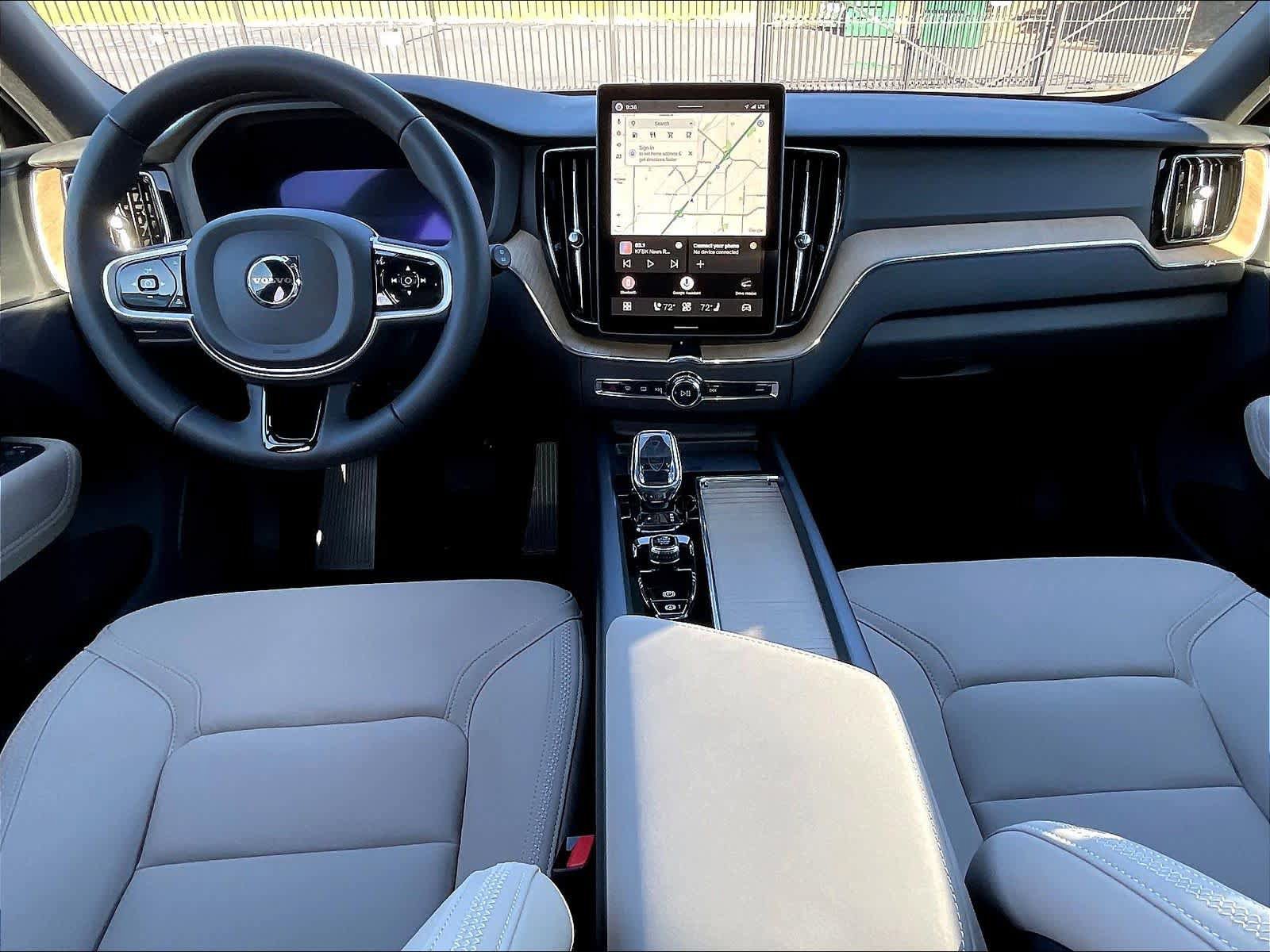 New 2026 Volvo XC60 B5 Plus w/ Climate Package AWD/4WD image 7