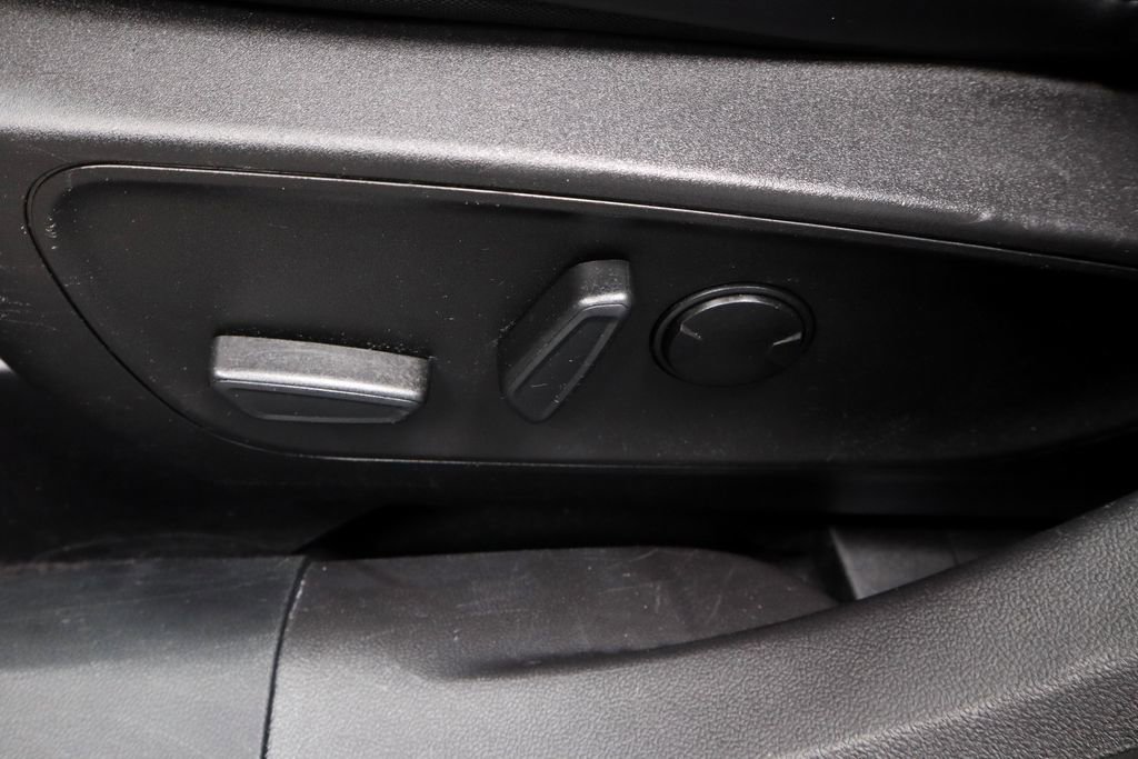 Certified 2023 Ford Escape ST-Line w/ Tech Pack #1 image 24