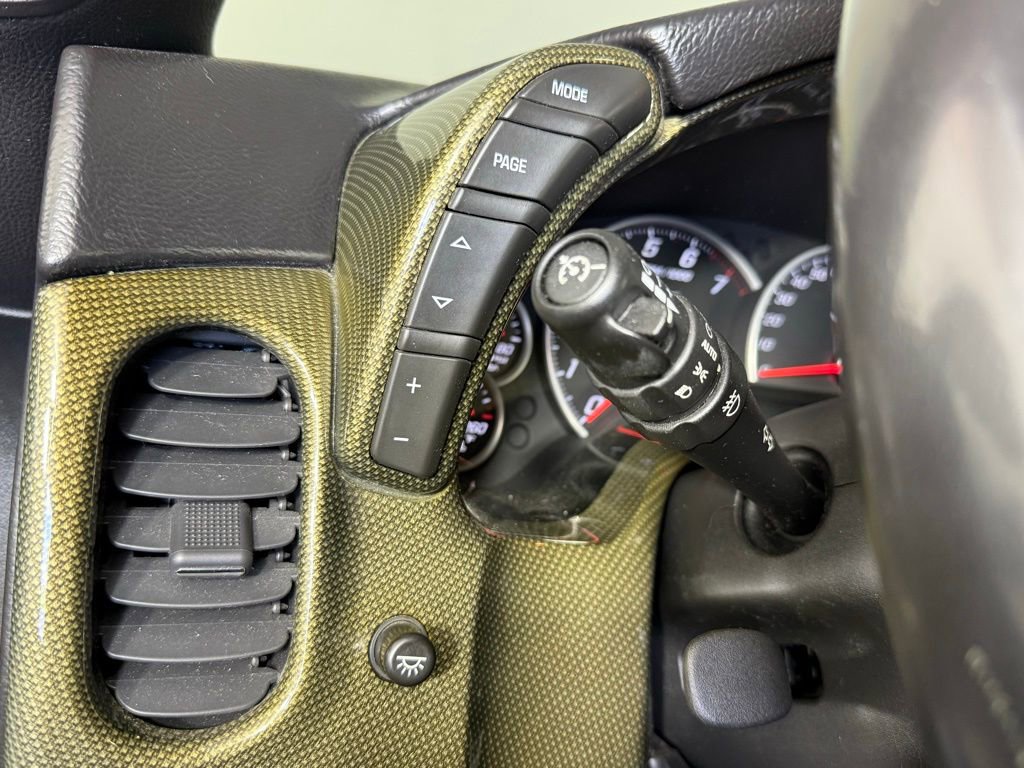 Used 2006 Chevrolet Corvette Coupe w/ Preferred Equipment Group image 24