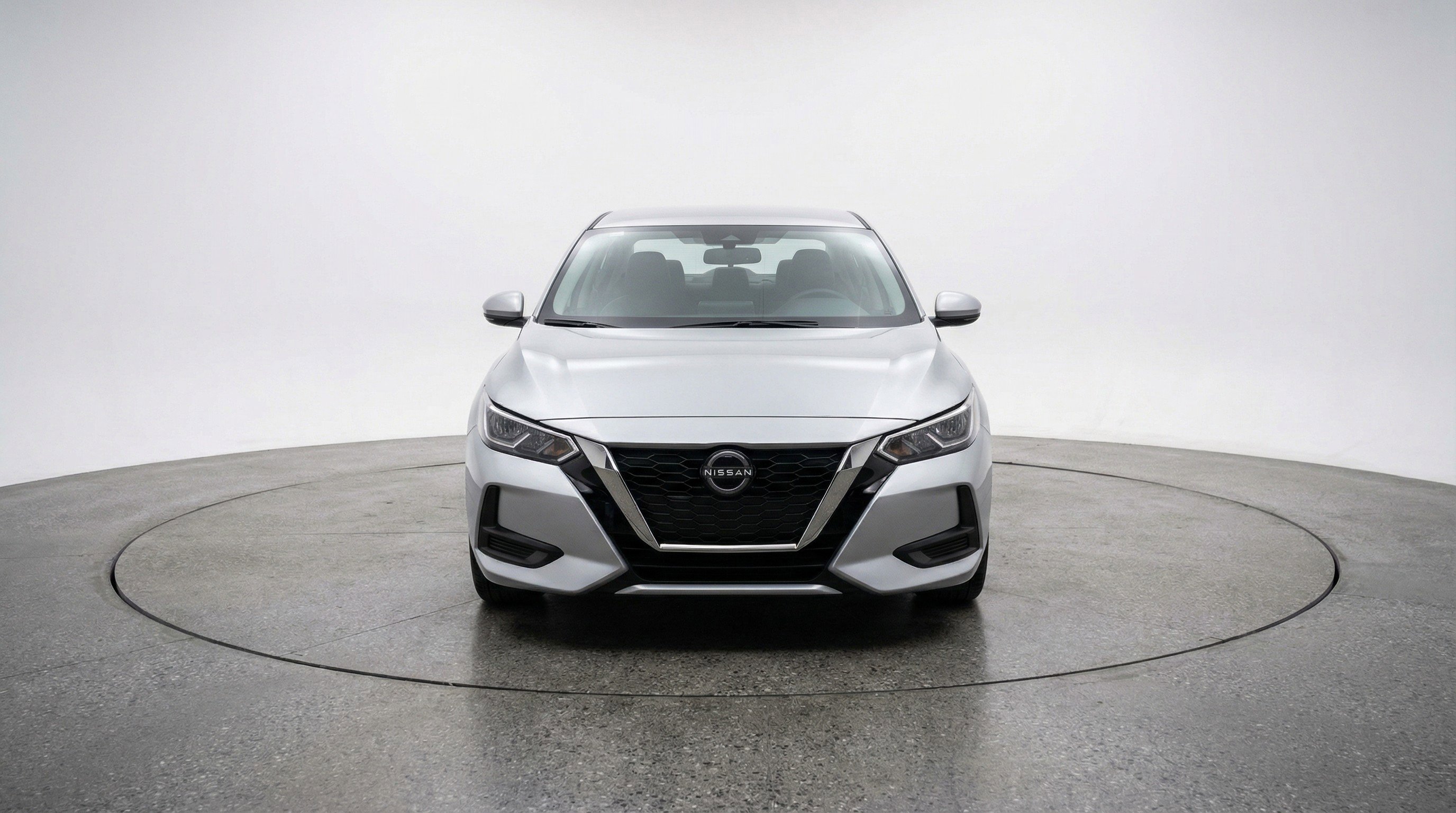 Used 2025 Nissan Sentra SV FWD image 2