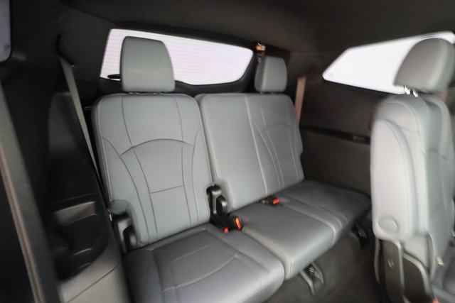 Used 2024 Buick Enclave Essence w/ Technology Package image 21