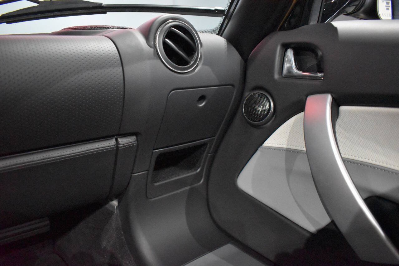 Used 2011 Tesla Roadster Sport RWD image 65