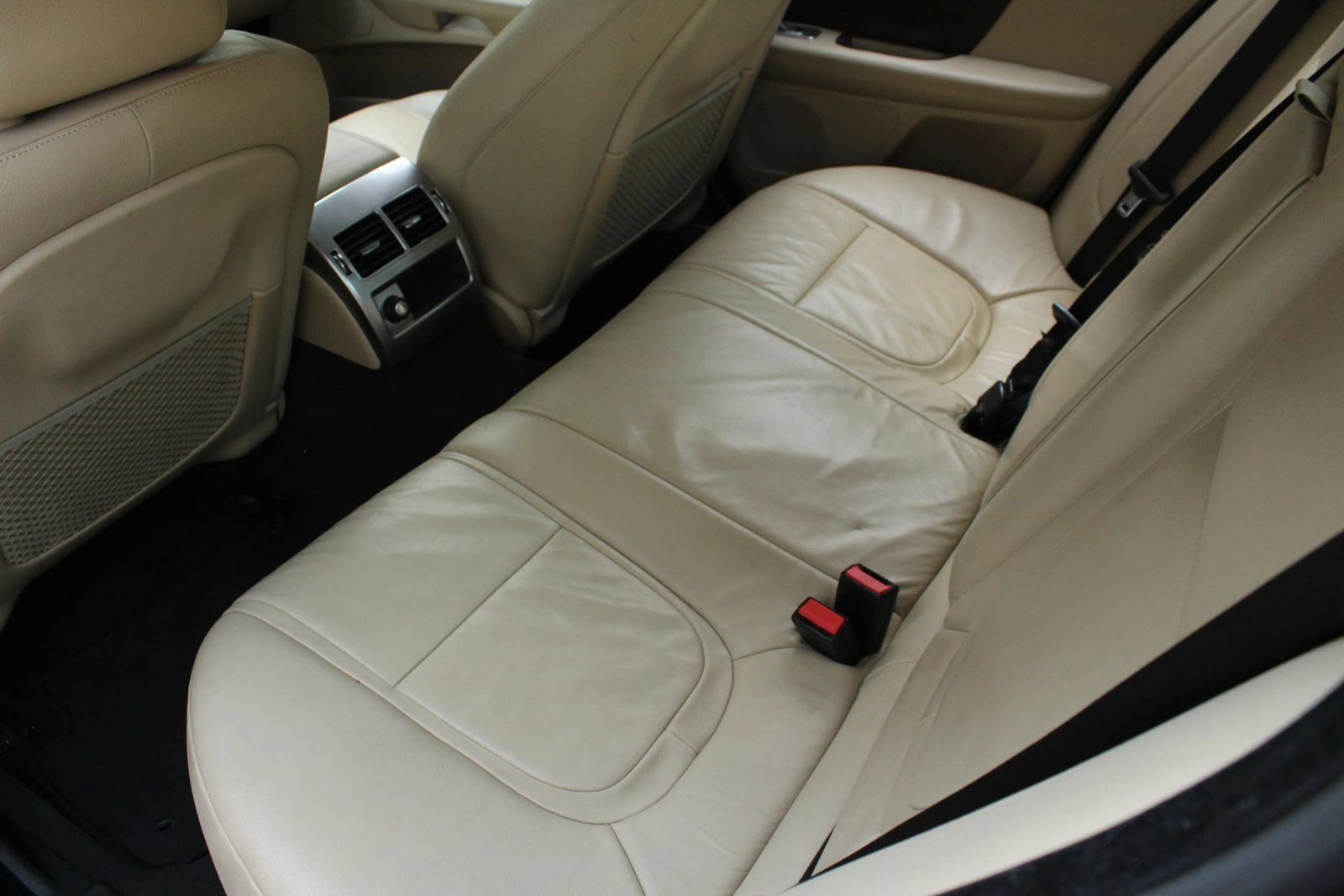 Used 2013 Jaguar XF 3.0 AWD/4WD image 20