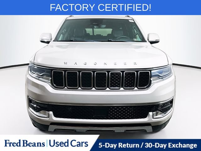 Used 2022 Jeep Wagoneer Series III w/ Premium Group I AWD/4WD image 2
