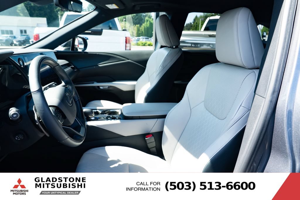 Used 2023 Lexus RX 350 AWD w/ Premium Package w/ Accessory Package (Z1) image 19