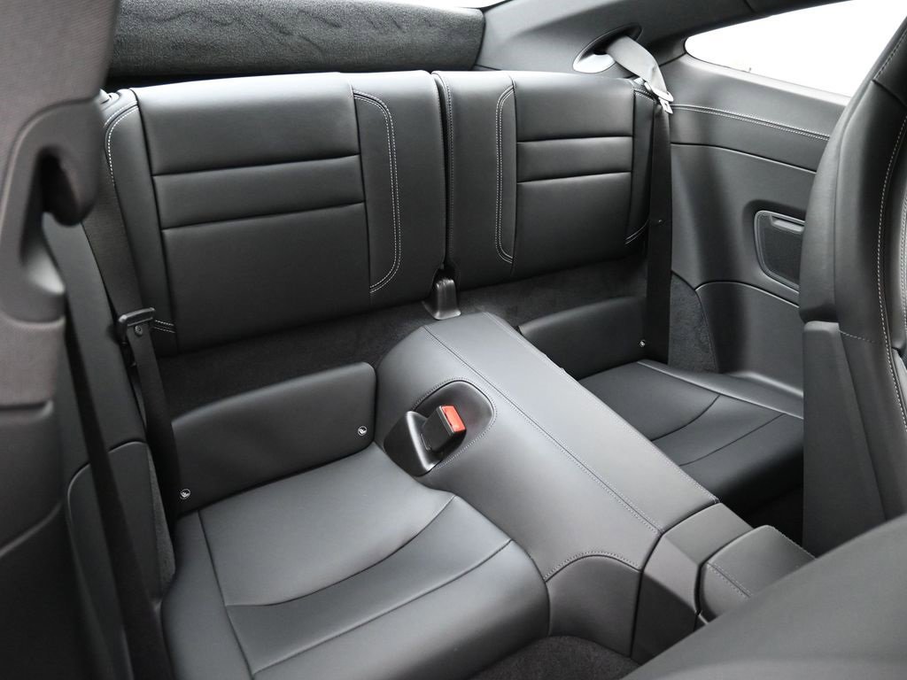 Used 2025 Porsche 911 Carrera w/ Premium Package image 12