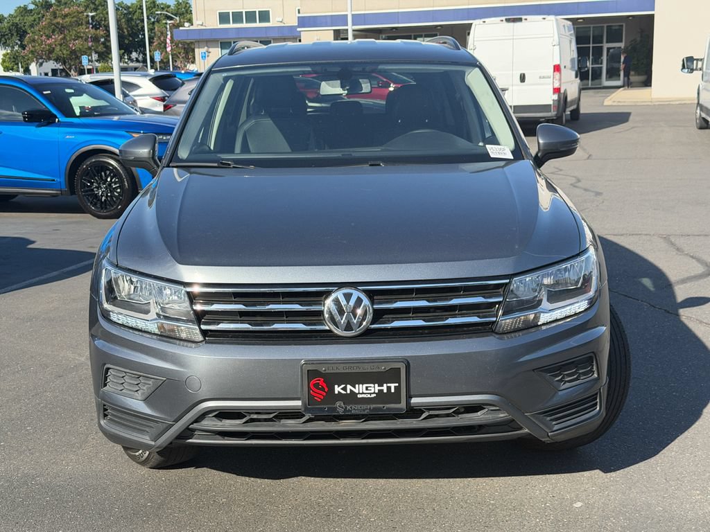 Used 2021 Volkswagen Tiguan SE FWD image 4