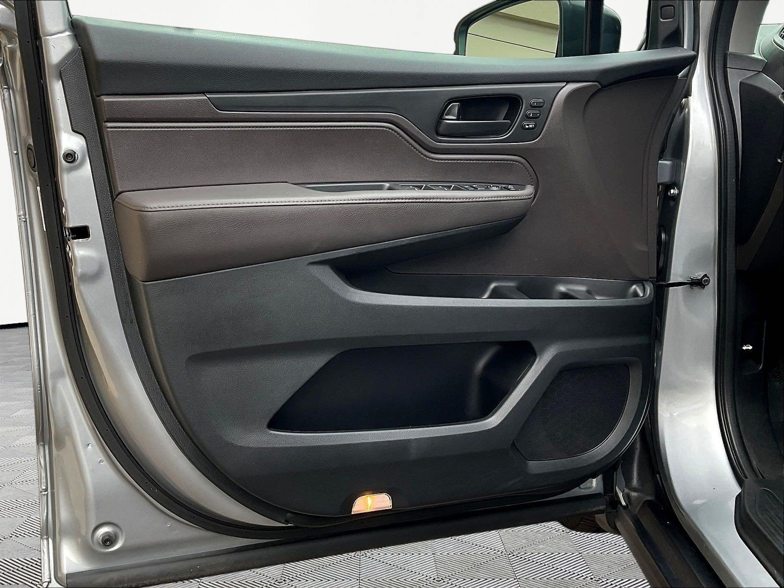Used 2018 Honda Odyssey EX-L image 20