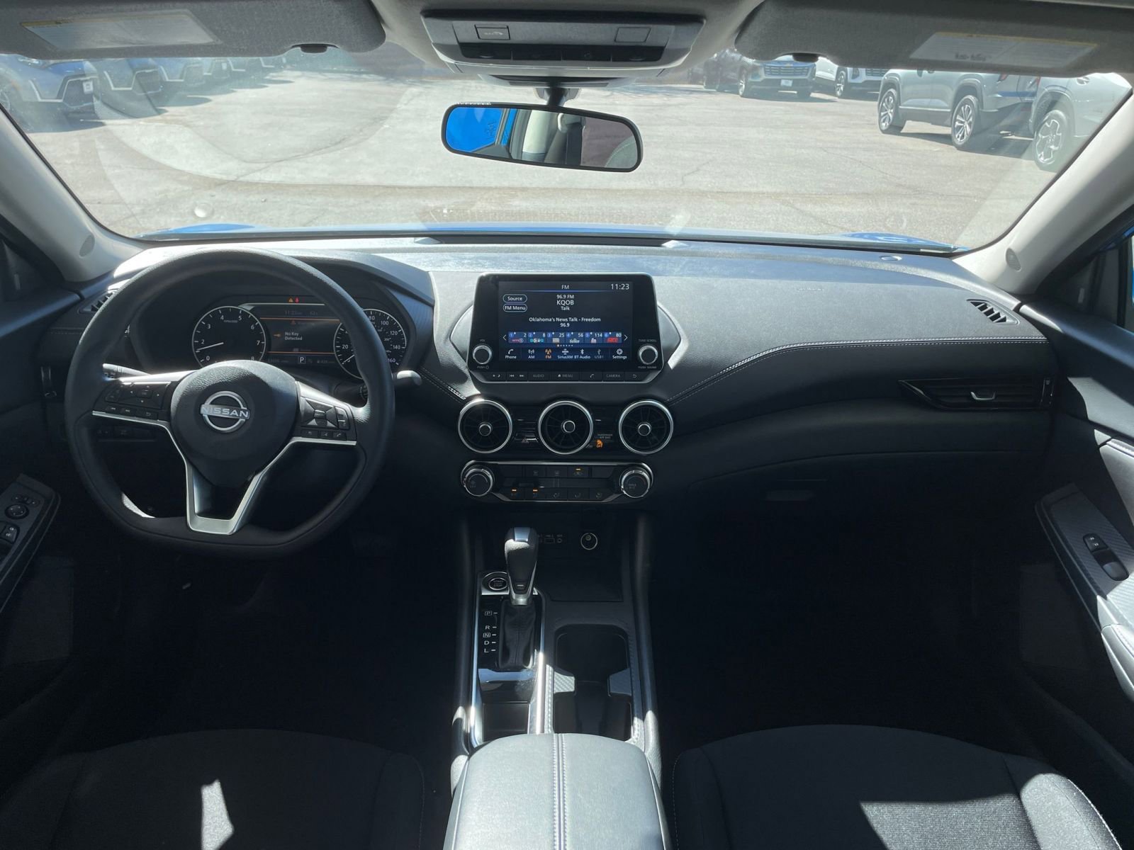 Used 2025 Nissan Sentra SV image 31