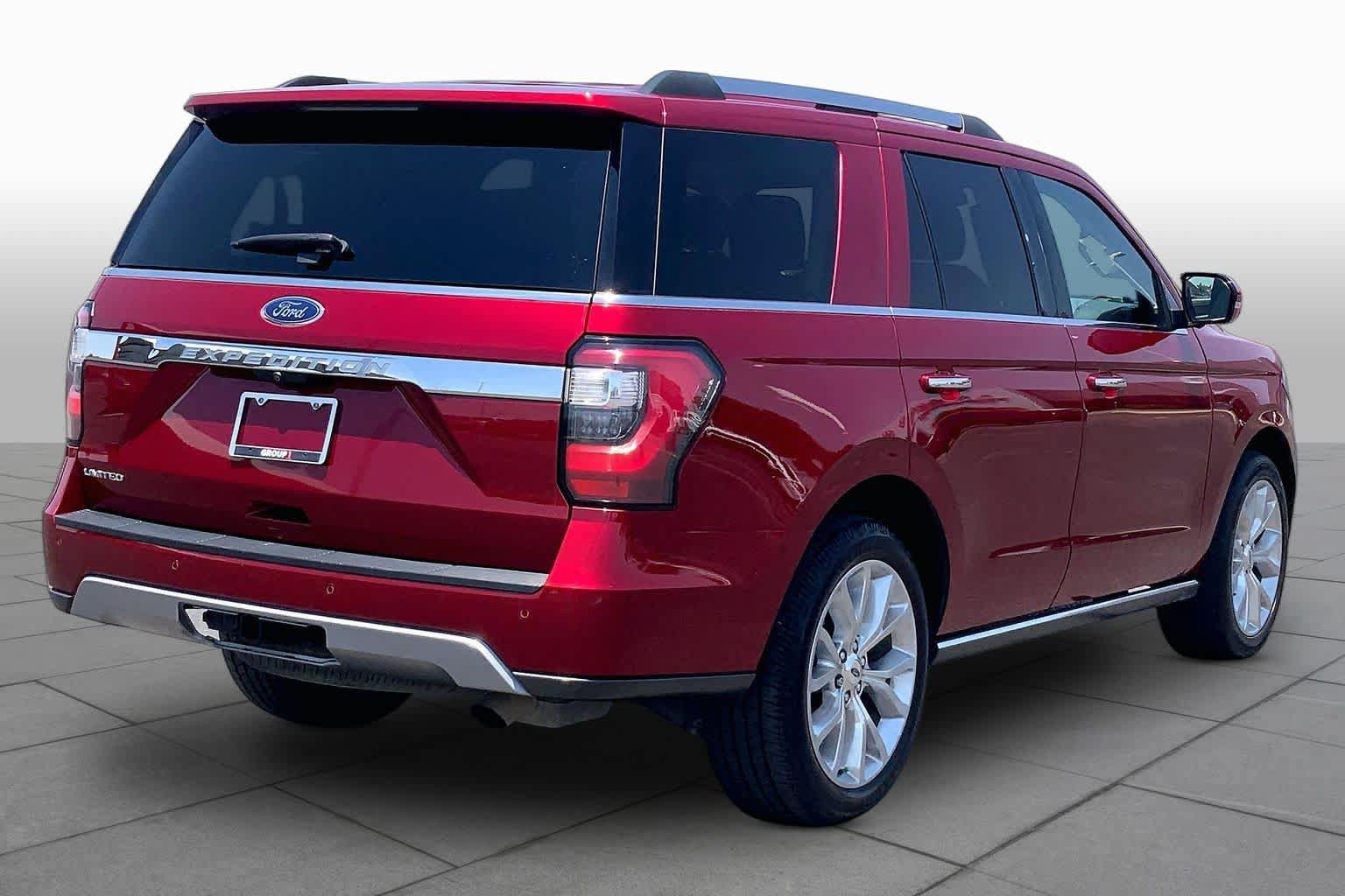 Used 2019 Ford Expedition Limited w/ Equipment Group 302A RWD image 13